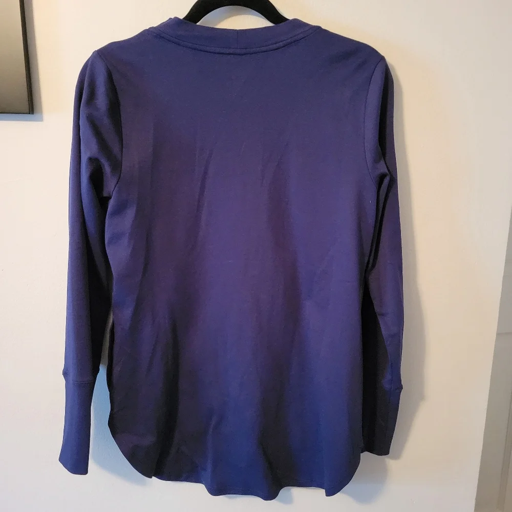 Isaac mizrahi live v neck cardigan, xs. Euc